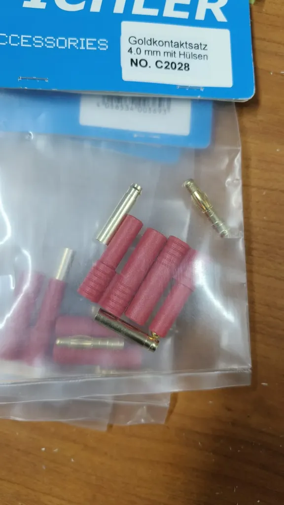 CONECTEUR MOTEUR 4MM